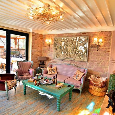 Hotel Fikretbey Konagi à Ayvalı Extérieur photo