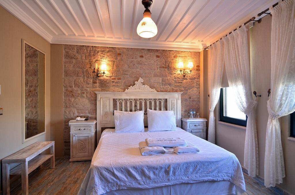 Hotel Fikretbey Konagi à Ayvalı Extérieur photo