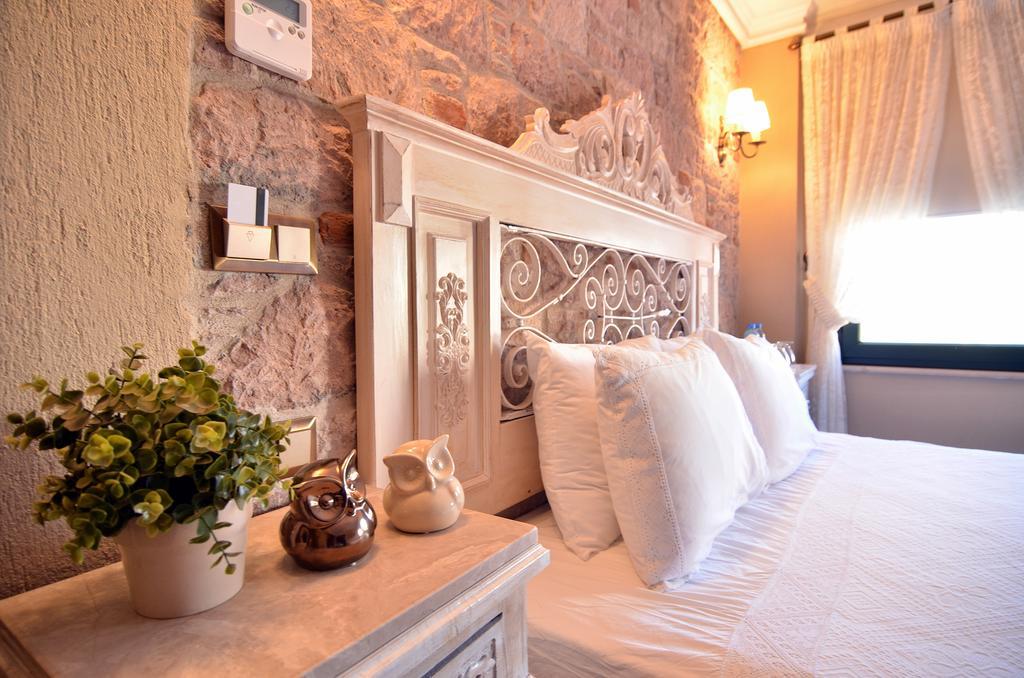 Hotel Fikretbey Konagi à Ayvalı Extérieur photo