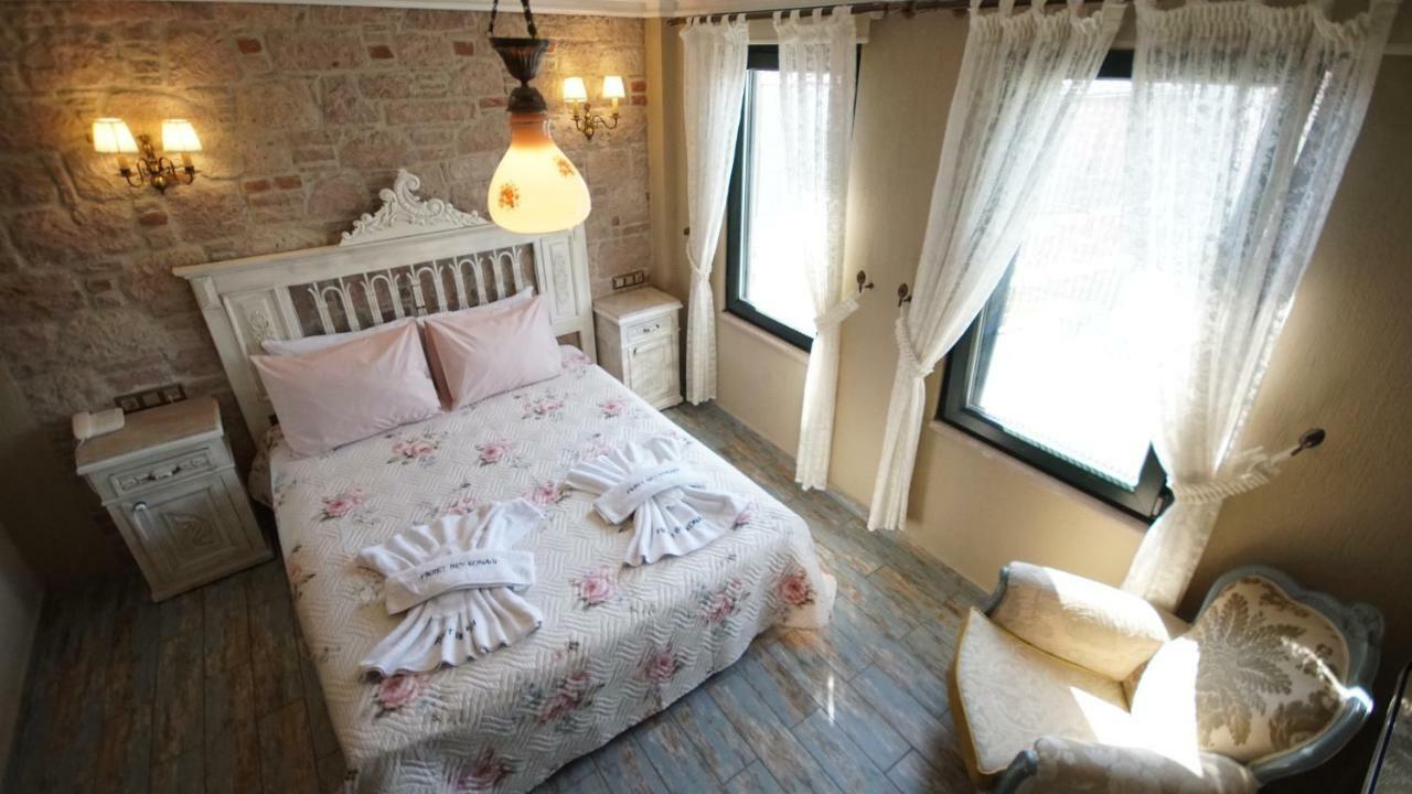 Hotel Fikretbey Konagi à Ayvalı Extérieur photo