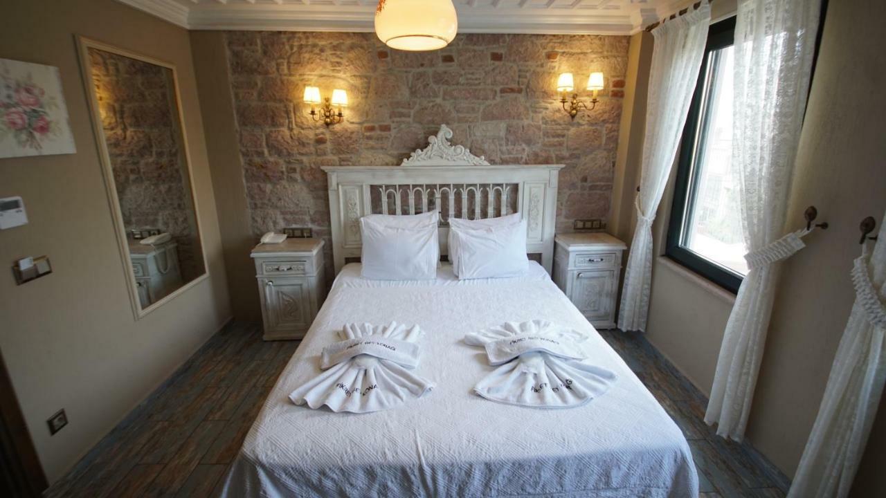 Hotel Fikretbey Konagi à Ayvalı Extérieur photo